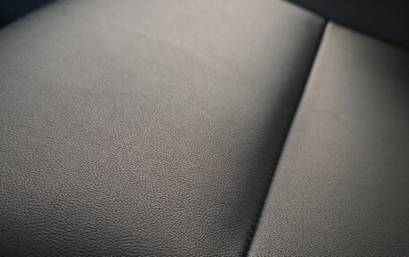 Toyota RAV4, 2018 год, 3 000 000 рублей, 4 фотография