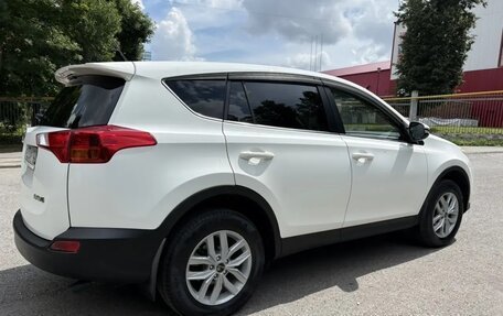 Toyota RAV4, 2013 год, 1 640 000 рублей, 4 фотография
