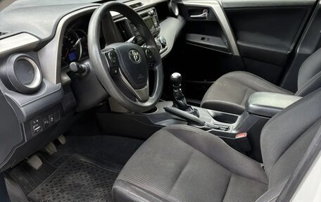 Toyota RAV4, 2013 год, 1 640 000 рублей, 12 фотография