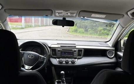 Toyota RAV4, 2013 год, 1 640 000 рублей, 13 фотография