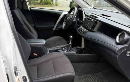 Toyota RAV4, 2013 год, 1 640 000 рублей, 20 фотография