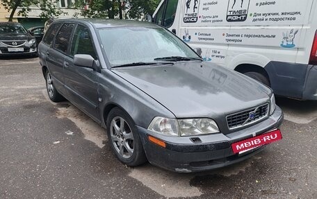 Volvo V40 I, 2003 год, 150 000 рублей, 3 фотография