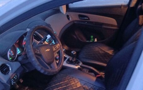 Chevrolet Cruze II, 2013 год, 530 000 рублей, 6 фотография