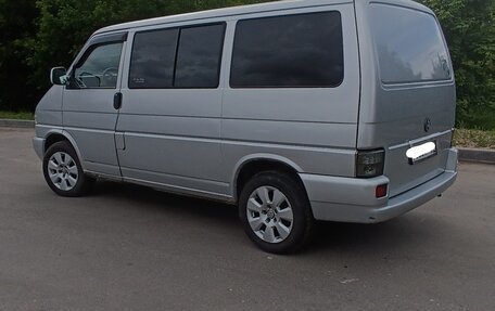 Volkswagen Multivan T4, 2002 год, 1 300 000 рублей, 5 фотография