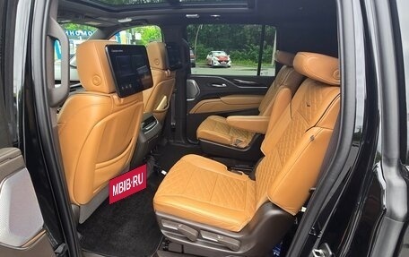 Cadillac Escalade V, 2022 год, 10 850 000 рублей, 9 фотография