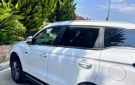Geely Atlas, 2023 год, 2 200 000 рублей, 6 фотография