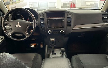 Mitsubishi Pajero IV, 2014 год, 2 750 000 рублей, 9 фотография