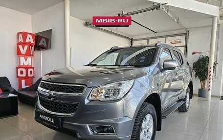 Chevrolet TrailBlazer II, 2013 год, 1 349 000 рублей, 2 фотография
