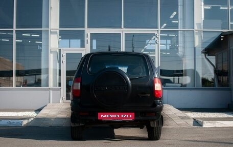 Chevrolet Niva I рестайлинг, 2006 год, 300 000 рублей, 2 фотография