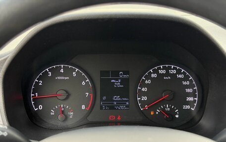 Hyundai Solaris II рестайлинг, 2019 год, 1 330 000 рублей, 20 фотография