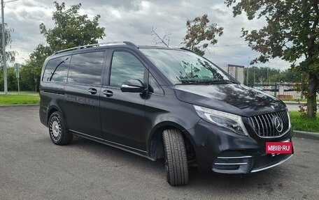 Mercedes-Benz V-Класс, 2015 год, 3 400 000 рублей, 6 фотография