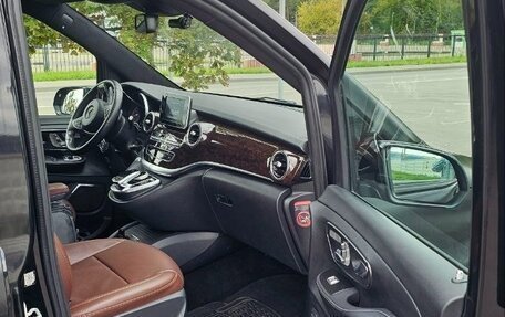 Mercedes-Benz V-Класс, 2015 год, 3 400 000 рублей, 11 фотография