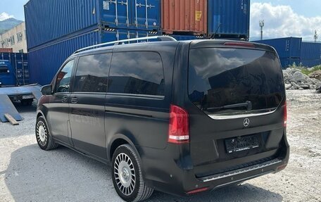 Mercedes-Benz V-Класс, 2015 год, 3 400 000 рублей, 4 фотография
