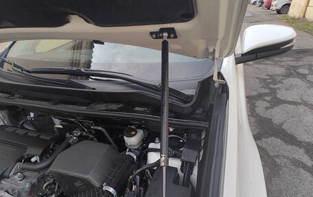 Toyota RAV4, 2017 год, 3 100 000 рублей, 19 фотография