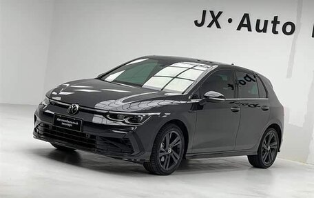 Volkswagen Golf VIII, 2023 год, 1 710 000 рублей, 1 фотография