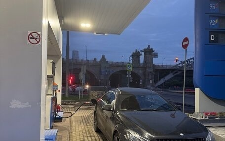 Mercedes-Benz E-Класс, 2015 год, 2 200 000 рублей, 8 фотография