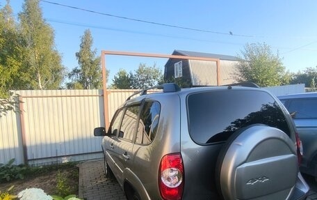 Chevrolet Niva I рестайлинг, 2018 год, 830 000 рублей, 7 фотография