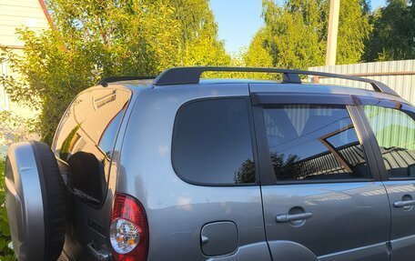 Chevrolet Niva I рестайлинг, 2018 год, 830 000 рублей, 10 фотография