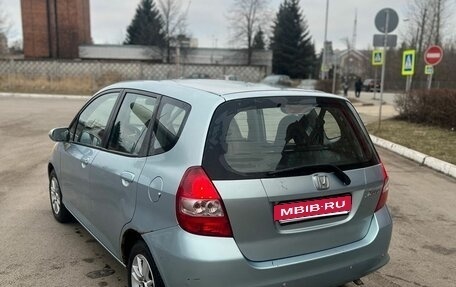 Honda Jazz I рестайлинг, 2006 год, 600 000 рублей, 4 фотография