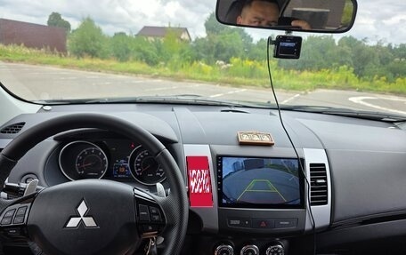 Mitsubishi Outlander III рестайлинг 3, 2011 год, 870 000 рублей, 6 фотография