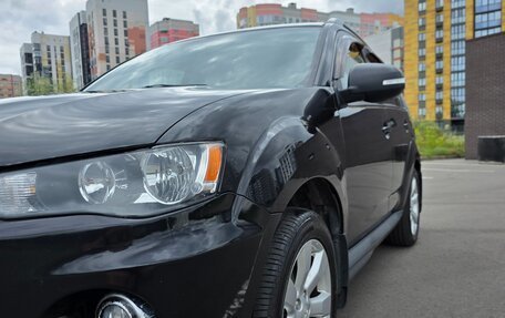 Mitsubishi Outlander III рестайлинг 3, 2011 год, 870 000 рублей, 13 фотография