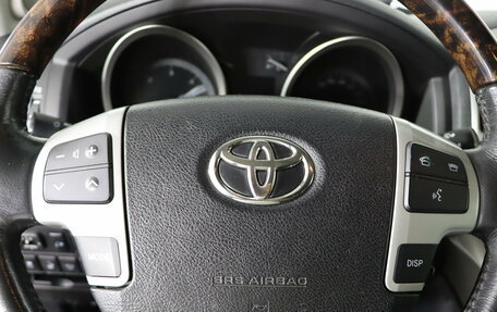 Toyota Land Cruiser 200, 2015 год, 3 899 990 рублей, 11 фотография