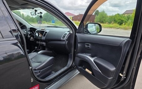 Mitsubishi Outlander III рестайлинг 3, 2011 год, 870 000 рублей, 12 фотография