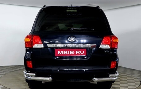 Toyota Land Cruiser 200, 2015 год, 3 899 990 рублей, 6 фотография