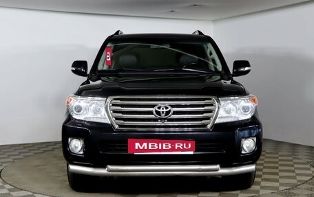 Toyota Land Cruiser 200, 2015 год, 3 899 990 рублей, 2 фотография