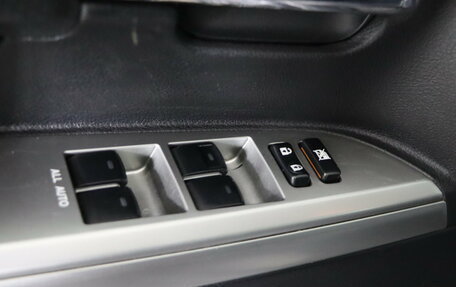 Toyota Land Cruiser 200, 2015 год, 3 899 990 рублей, 16 фотография