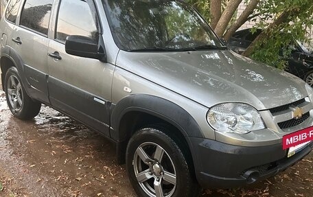Chevrolet Niva I рестайлинг, 2014 год, 490 000 рублей, 4 фотография