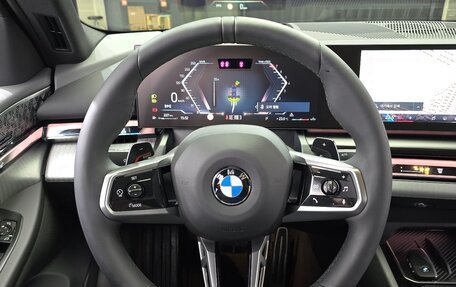 BMW 5 серия, 2025 год, 7 800 000 рублей, 9 фотография