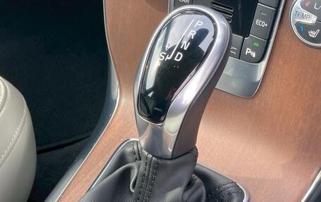 Volvo V40 II рестайлинг, 2020 год, 910 000 рублей, 13 фотография