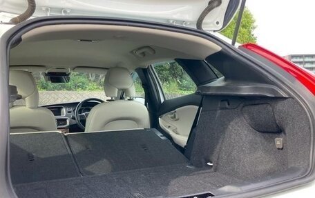Volvo V40 II рестайлинг, 2020 год, 910 000 рублей, 28 фотография