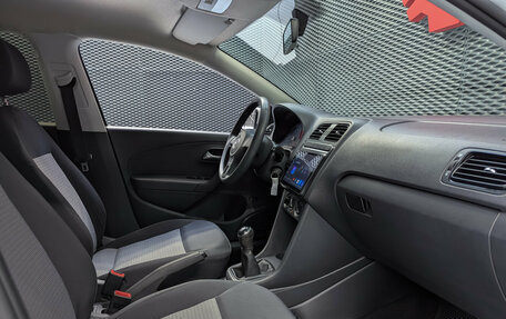 Volkswagen Polo VI (EU Market), 2012 год, 780 000 рублей, 26 фотография