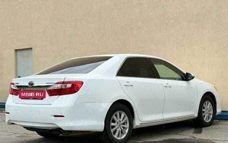 Toyota Camry, 2013 год, 1 490 000 рублей, 8 фотография