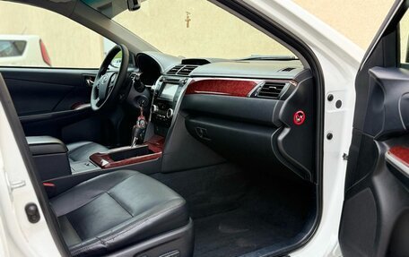 Toyota Camry, 2013 год, 1 490 000 рублей, 16 фотография