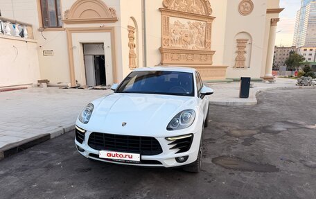 Porsche Macan I рестайлинг, 2014 год, 2 350 000 рублей, 4 фотография