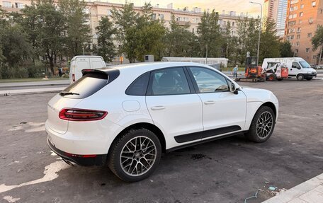 Porsche Macan I рестайлинг, 2014 год, 2 350 000 рублей, 15 фотография