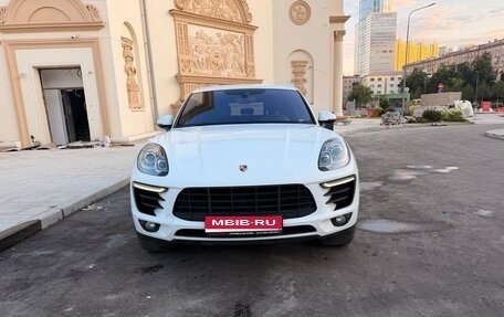 Porsche Macan I рестайлинг, 2014 год, 2 350 000 рублей, 3 фотография