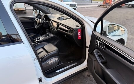 Porsche Macan I рестайлинг, 2014 год, 2 350 000 рублей, 21 фотография