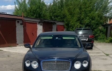 Bentley Continental Flying Spur, 2008 год, 2 100 000 рублей, 3 фотография