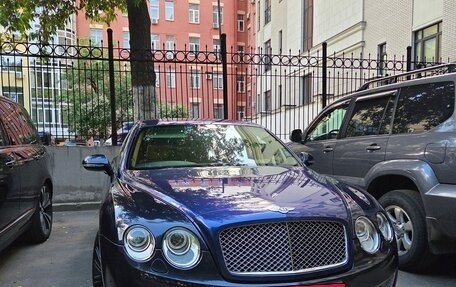 Bentley Continental Flying Spur, 2008 год, 2 100 000 рублей, 2 фотография