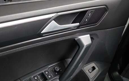 Volkswagen Tiguan II, 2022 год, 3 150 000 рублей, 8 фотография