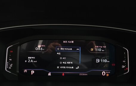 Volkswagen Tiguan II, 2022 год, 3 150 000 рублей, 13 фотография