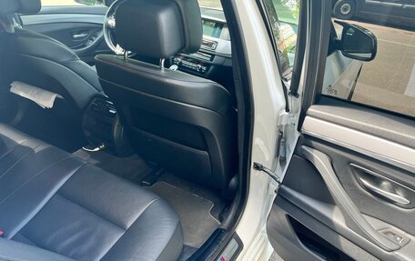 BMW 5 серия, 2013 год, 1 900 000 рублей, 11 фотография