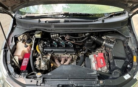 Nissan Presage II, 2003 год, 665 000 рублей, 19 фотография