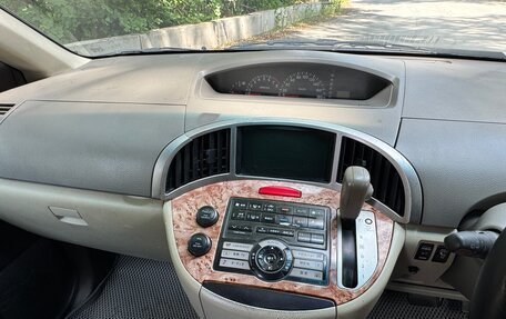 Nissan Presage II, 2003 год, 665 000 рублей, 18 фотография