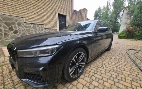 BMW 7 серия, 2020 год, 4 990 000 рублей, 3 фотография