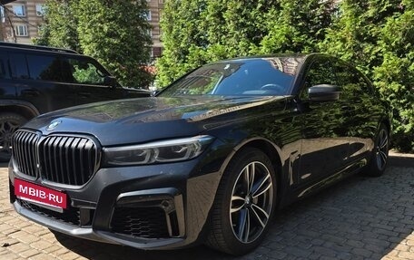 BMW 7 серия, 2020 год, 4 990 000 рублей, 15 фотография